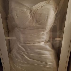 Maggie Sottero wedding dress